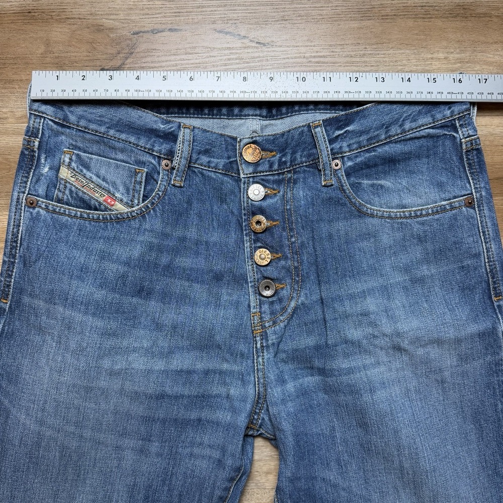 Diesel MHARKY-B Jeans Men 32x27 Blue Slim Skinny Medium Wash‎ Button Fly 085AG - Picture 12 of 16